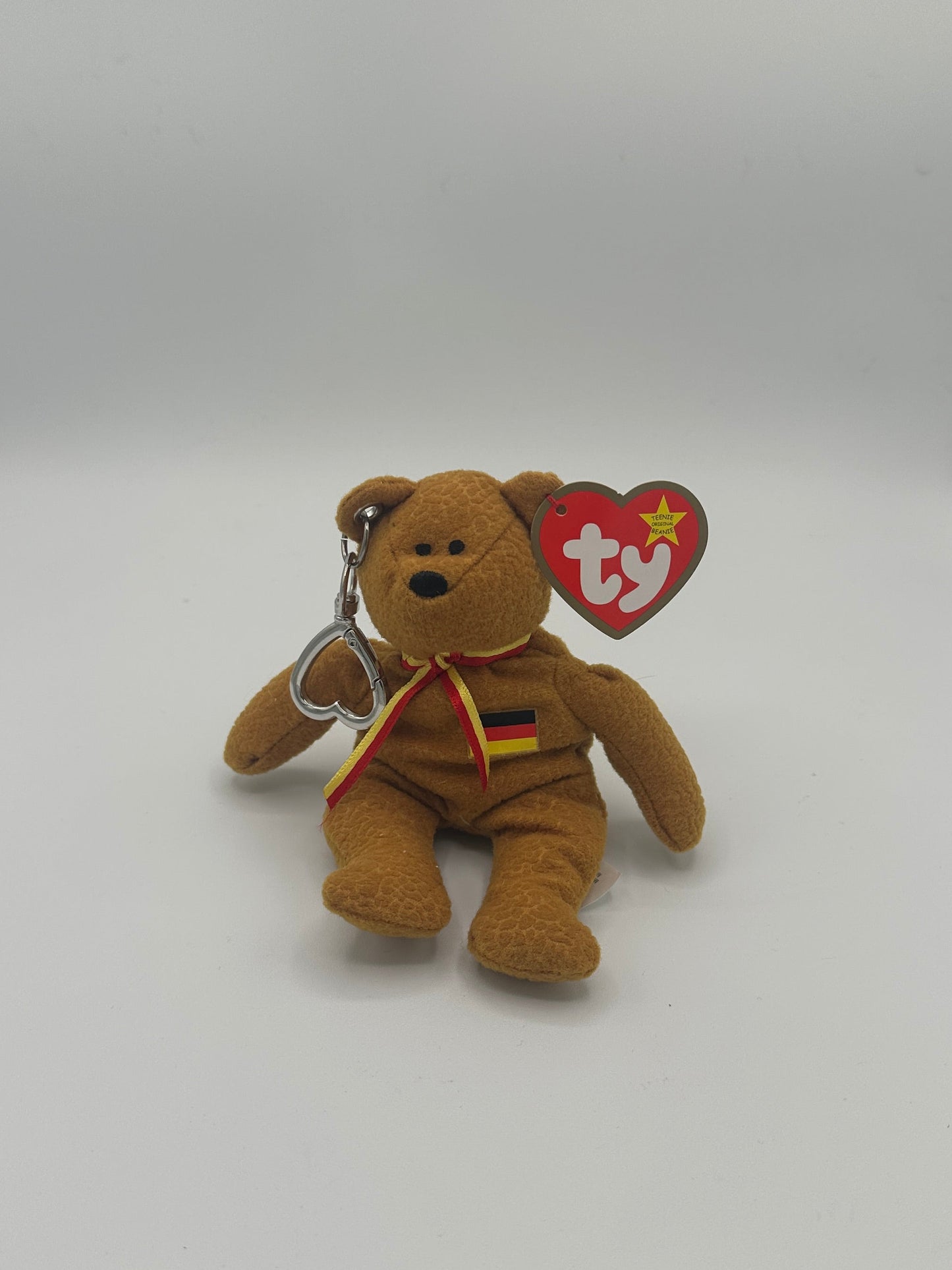 Germania the Bear Teeny Carabeanie