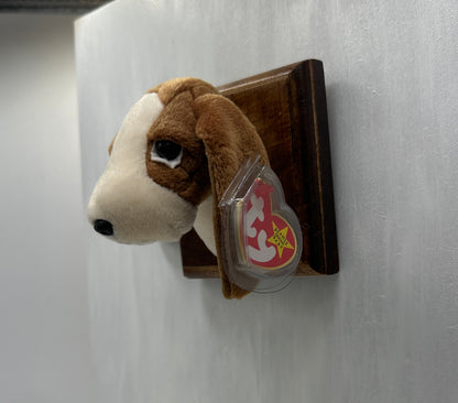 Tracker Trophy Animal