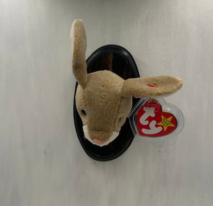 Nibbly Trophy Animal