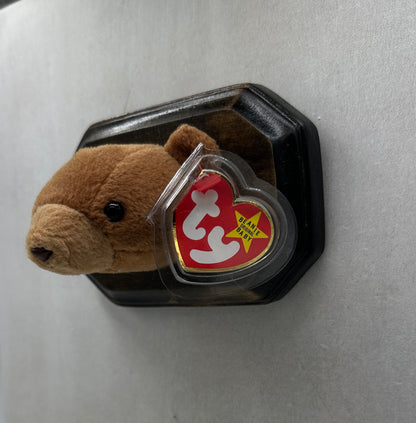 Cubbie Trophy Animal