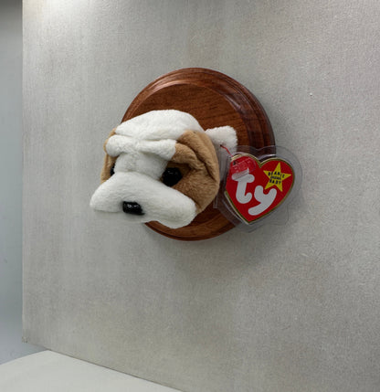 Wrinkles Trophy Animal (Circle)