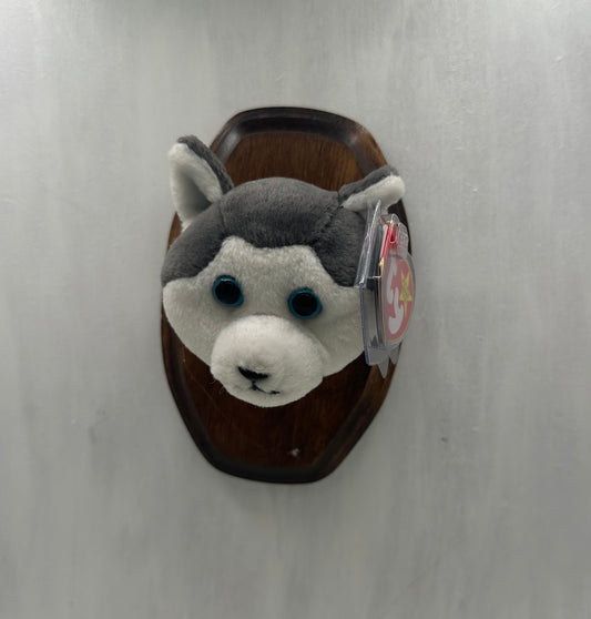 Nanook Trophy Animal